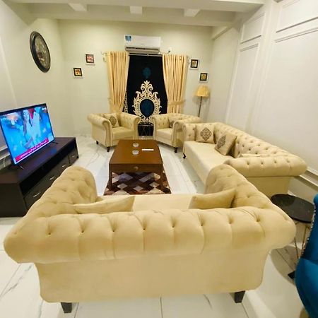 Holidazzle Serviced Apartments Bahria Town Rawalpindi Dış mekan fotoğraf