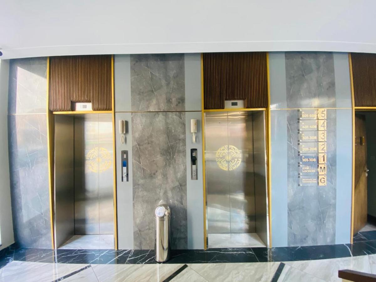 Holidazzle Serviced Apartments Bahria Town Rawalpindi Dış mekan fotoğraf